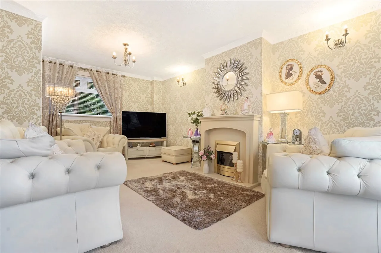 Murray Crescent, Maddiston, FK2, photo 8