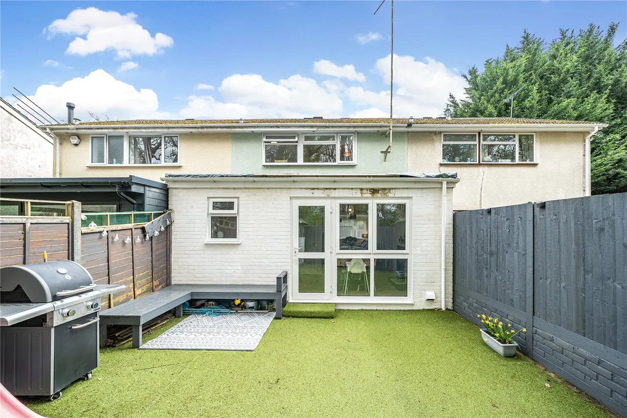 Mortimer Close, Hartley Wintney, Hook, RG27 8EL, photo 14