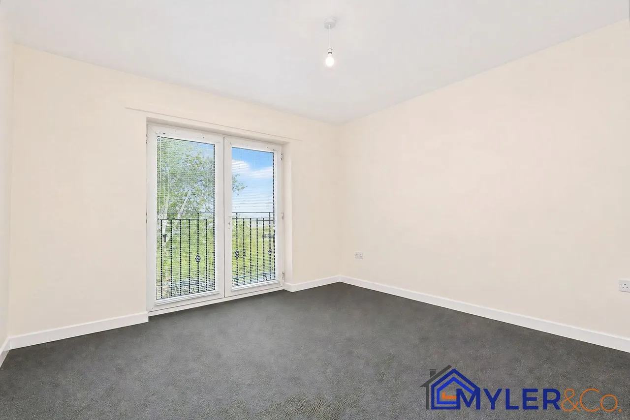 Hough Green Road, Widnes, photo 5