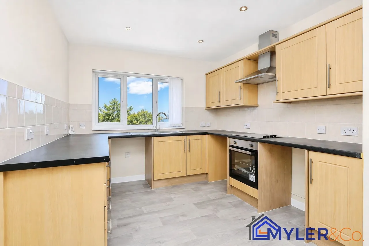 Hough Green Road, Widnes, photo 4