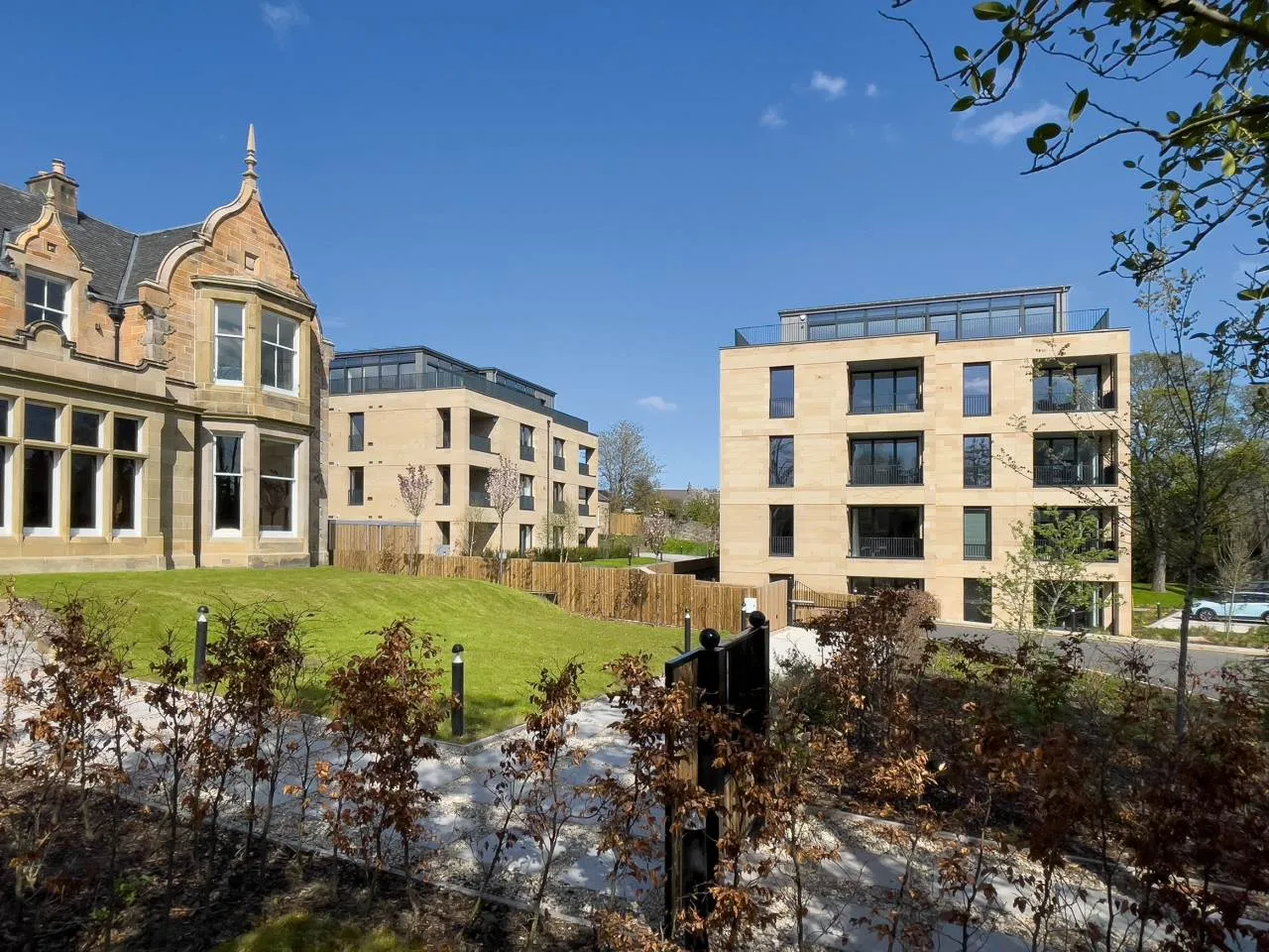 3 bed flat for sale — Corstorphine Road, Murrayfield, Edinburgh, Edinburgh, EH12 6DU