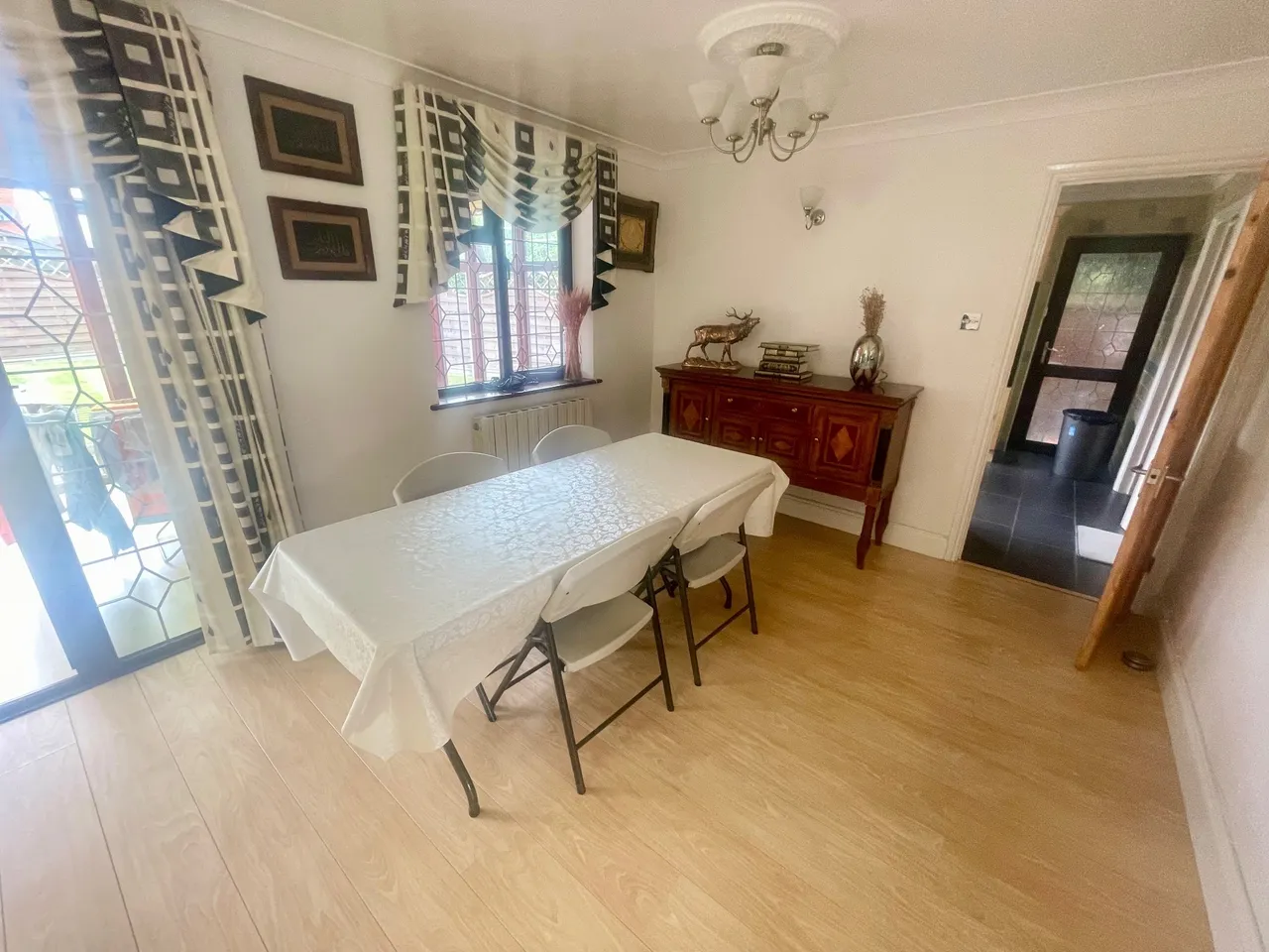 Rowington Close, LU2, photo 4