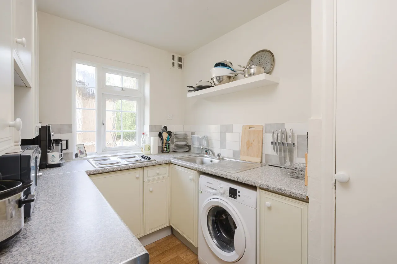 Sunnyside, Wimbledon Common, SW19, photo 4
