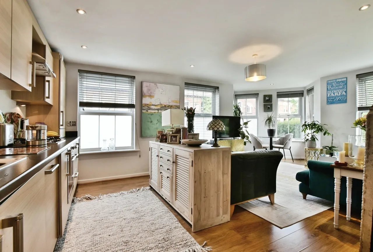 George Street, ALDERLEY EDGE, Cheshire, SK9, photo 6