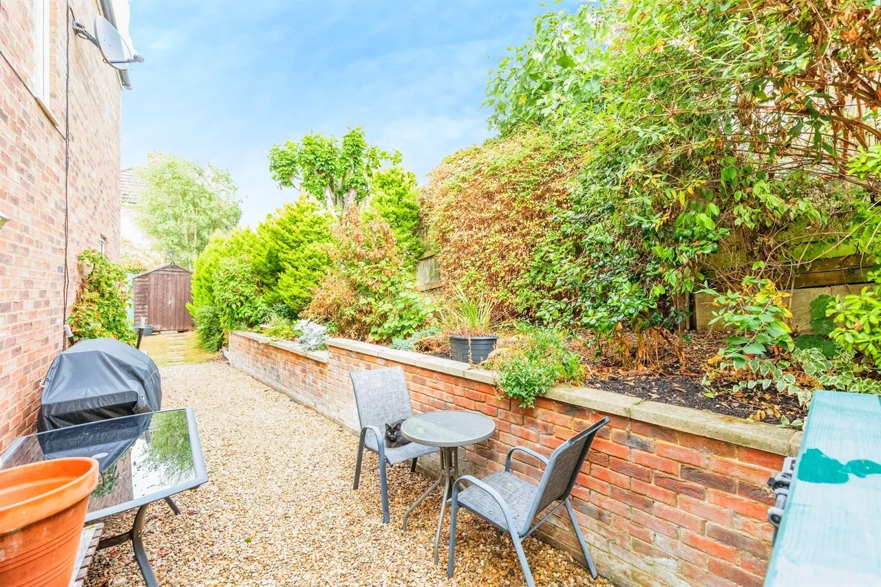 Denford Road, Ringstead, NN14, photo 14