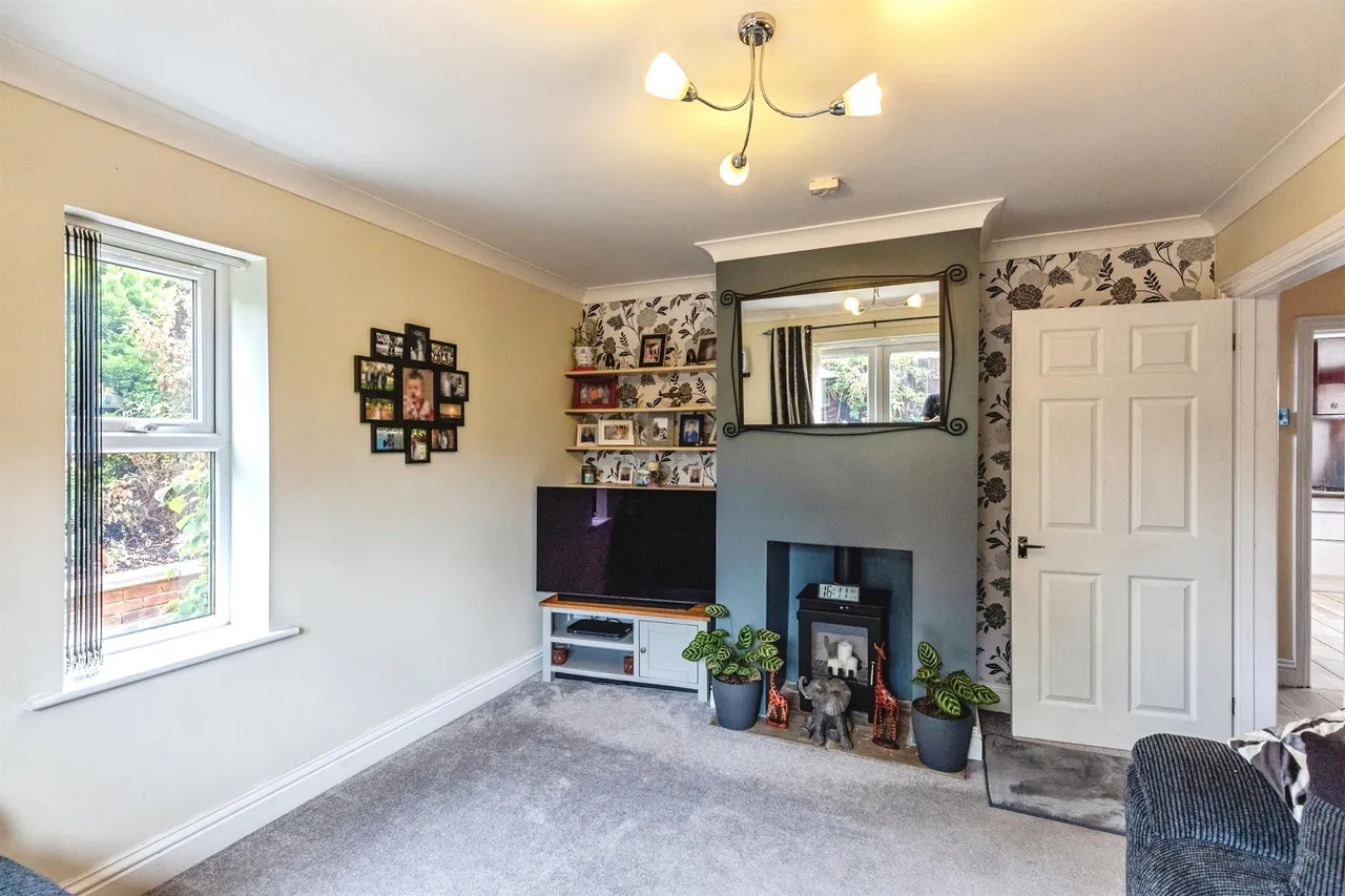 Denford Road, Ringstead, NN14, photo 6