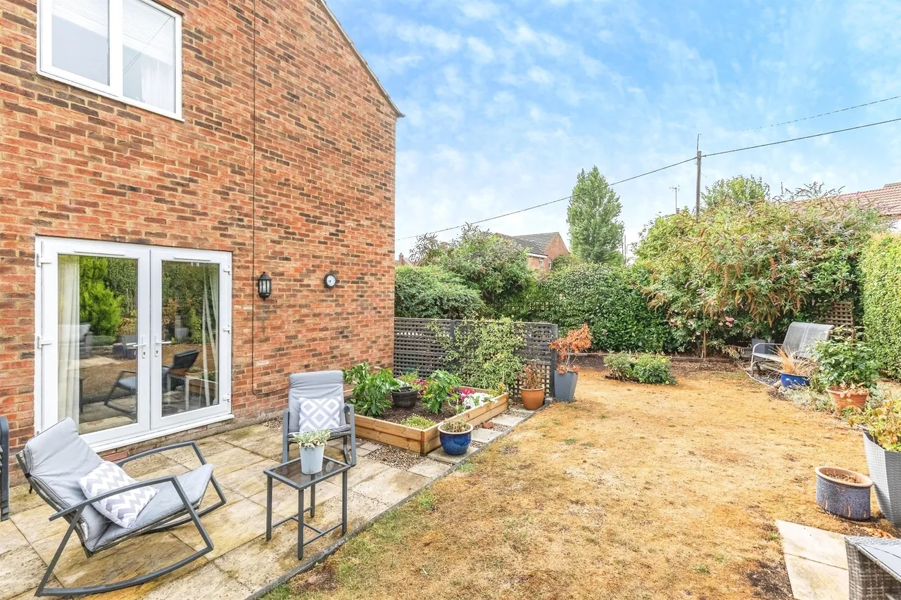 Denford Road, Ringstead, NN14, photo 16
