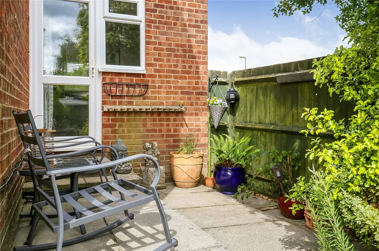 Bramshaw Close, Winchester, SO22, photo 6