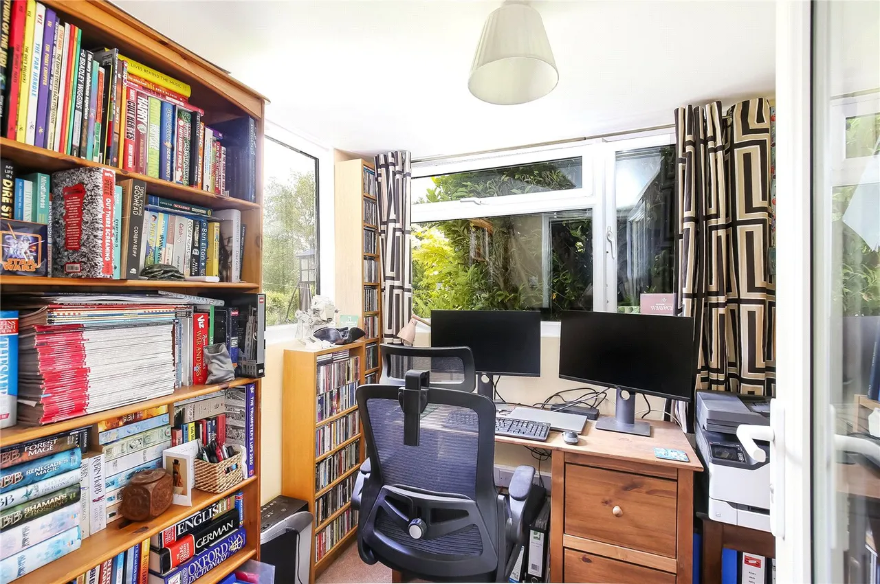 4 bed house for sale — Bramshaw Close, Winchester, SO22