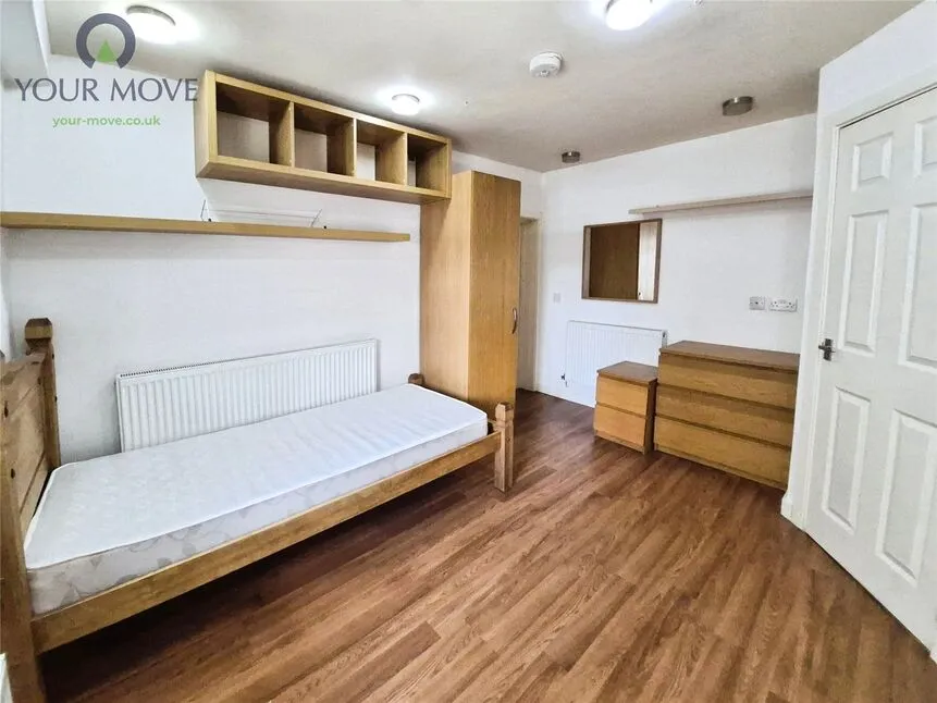 Skipton Road, Keighley, BD20, photo 2