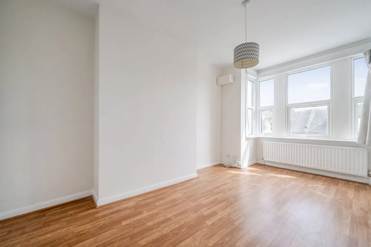 Chelverton Road, London, SW15, photo 9