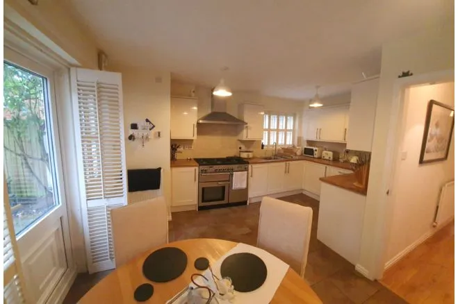 Dunmaston Avenue, Altrincham, WA15, photo 4