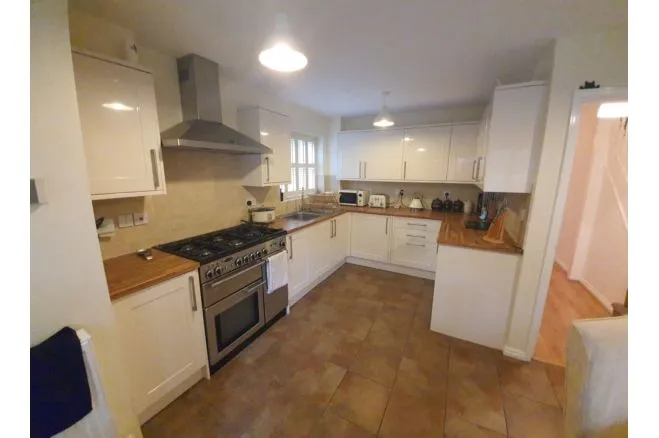 Dunmaston Avenue, Altrincham, WA15, photo 5