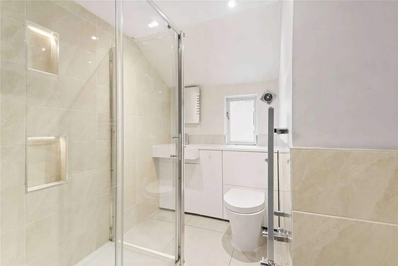 Aliwal Road, London, SW11 1RB, photo 6