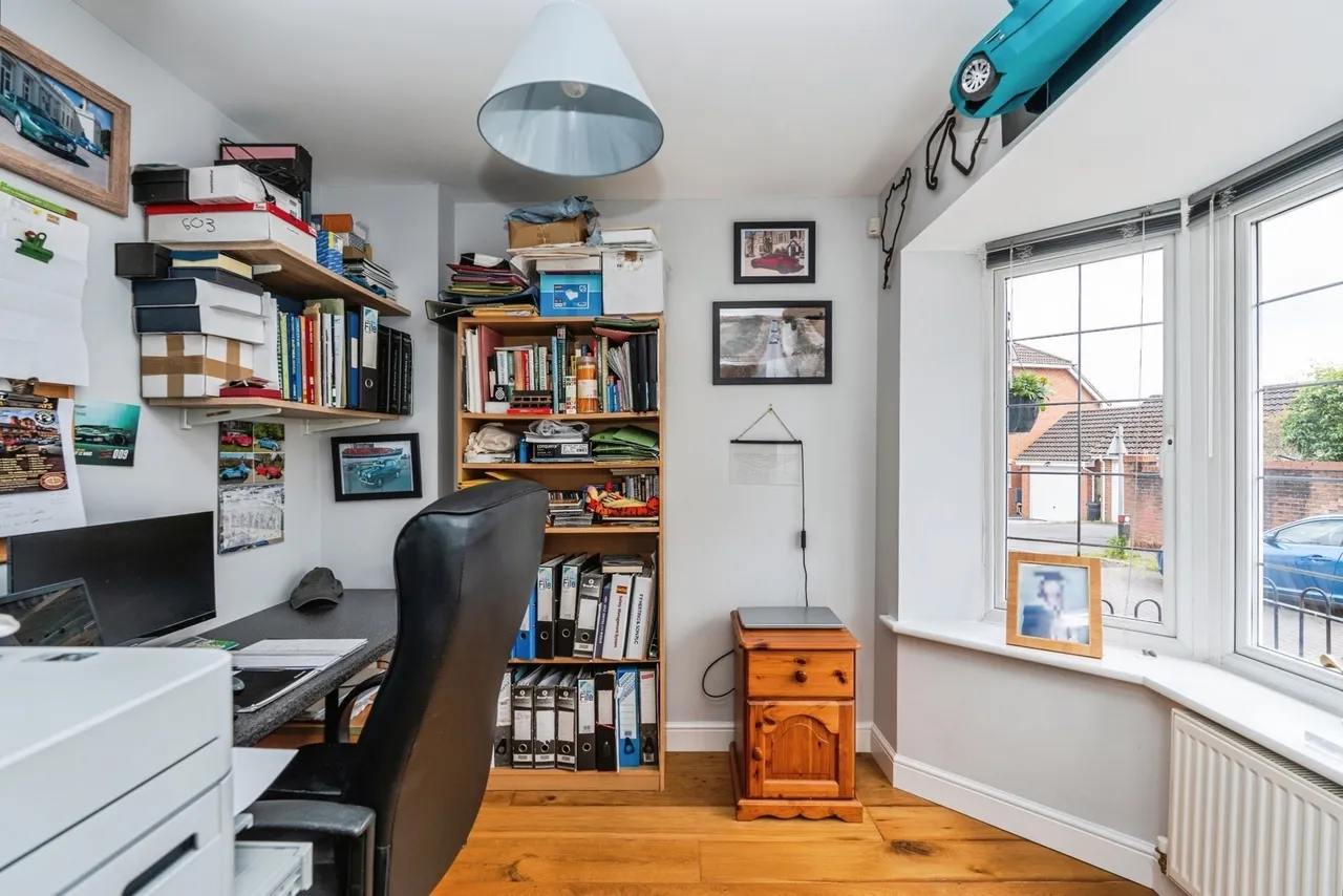 Kathryn Close, Totton, SO40, photo 17