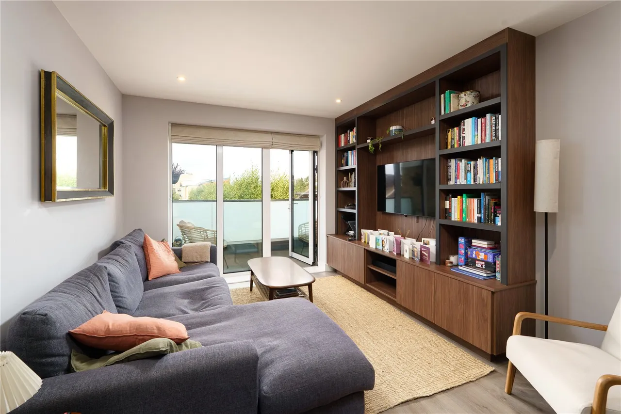1 bed flat for sale — Old Dairy House, Kensal Rise, 133 Kilburn Lane, London, W10 4AN