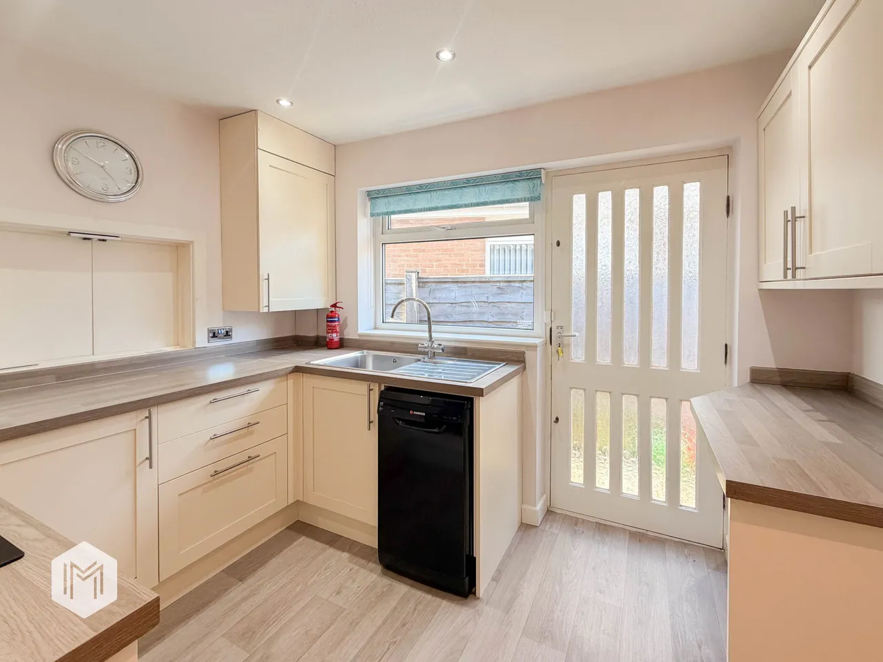 Langham Close, Bolton, BL1, photo 9