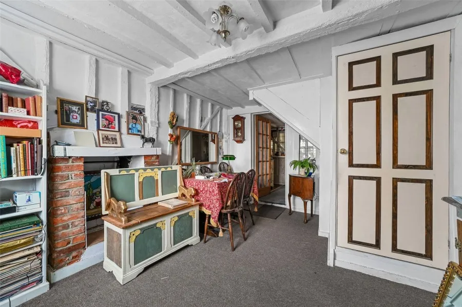 with 2 bedrooms in Debden, Nr Saffron Walden, CB11, photo 3