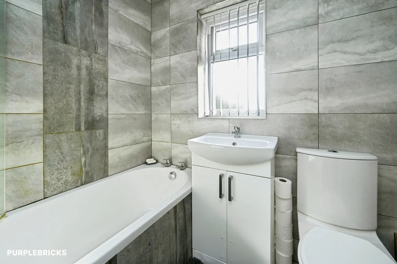 Healdswood Street, Sutton-In-Ashfield, NG17, photo 22