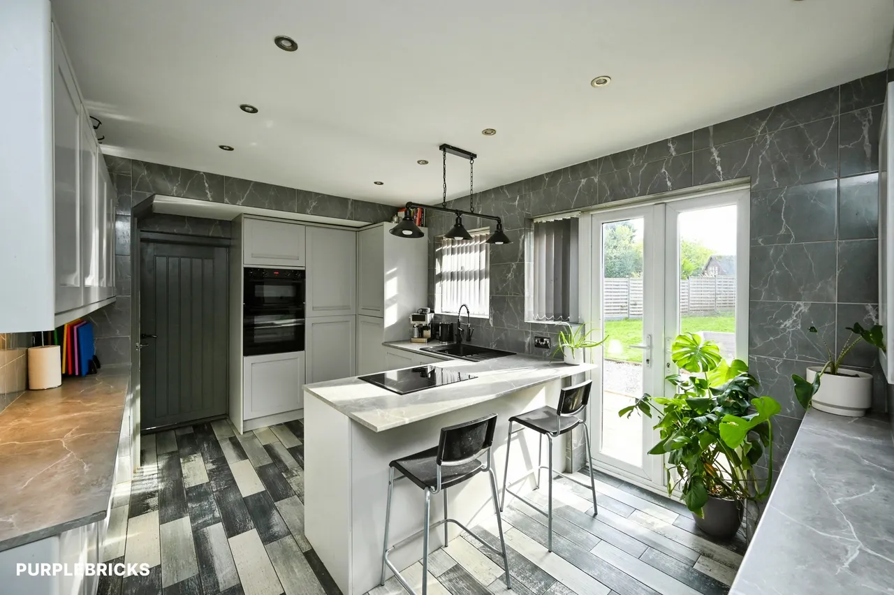 Healdswood Street, Sutton-In-Ashfield, NG17, photo 3