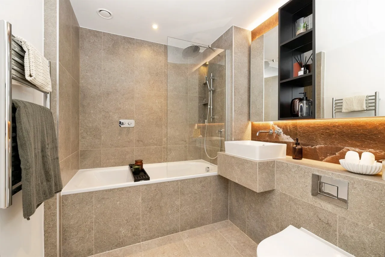 Union Court, The Exchange, WD24, photo 6