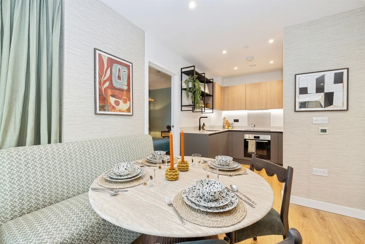 Union Court, The Exchange, WD24, photo 11