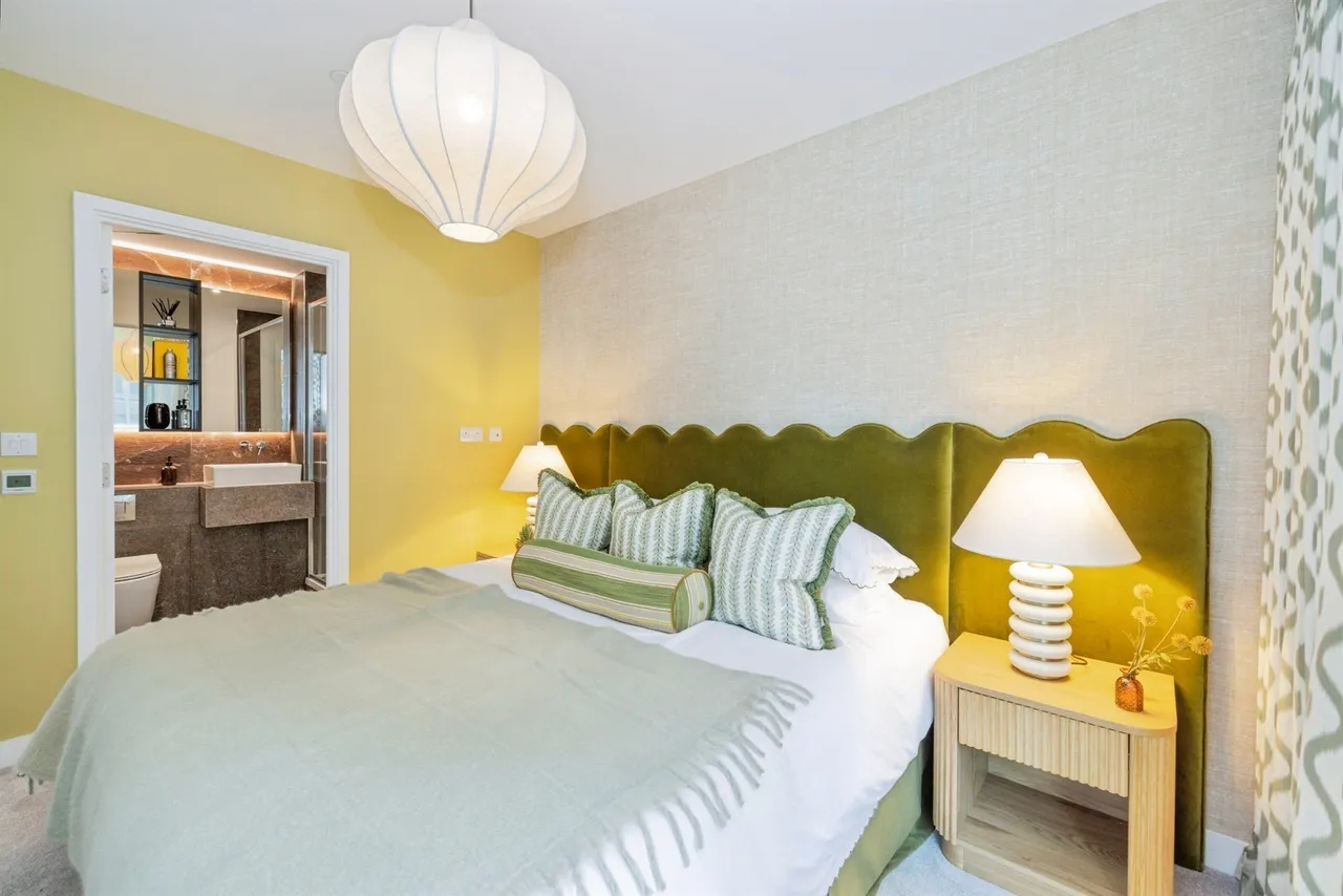 Union Court, The Exchange, WD24, photo 18
