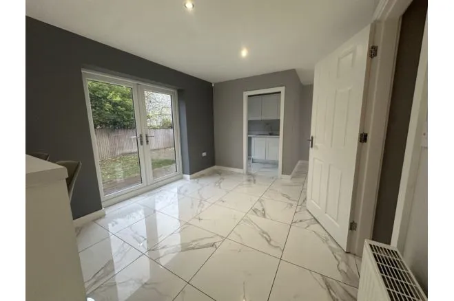Doncaster Road, Doncaster, DN7, photo 36