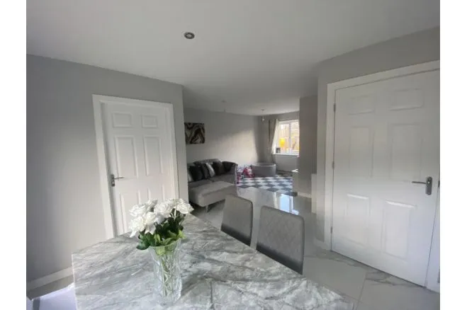 Doncaster Road, Doncaster, DN7, photo 10