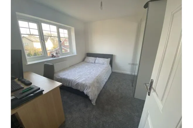 Doncaster Road, Doncaster, DN7, photo 20