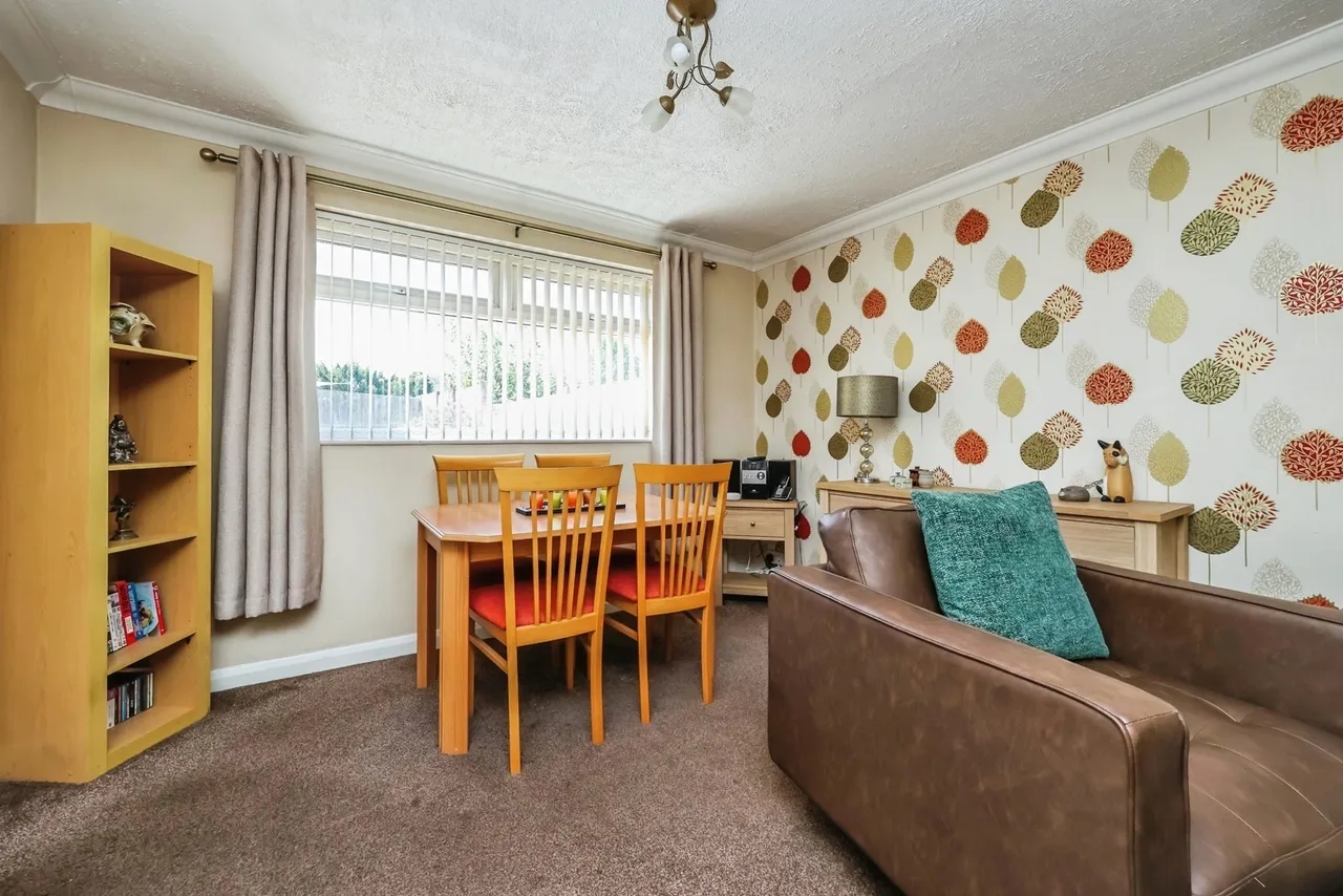 Green Lane, Clifton, Nottingham, NG11, photo 8