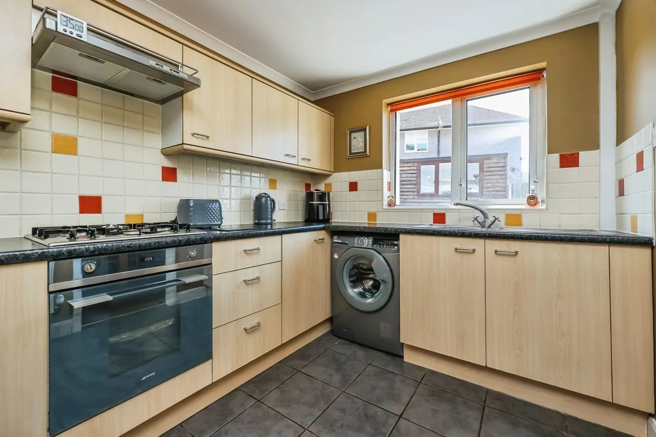 Green Lane, Clifton, Nottingham, NG11, photo 4