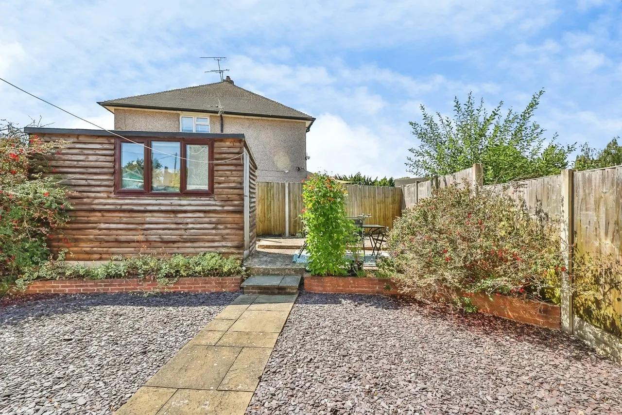 Green Lane, Clifton, Nottingham, NG11, photo 13