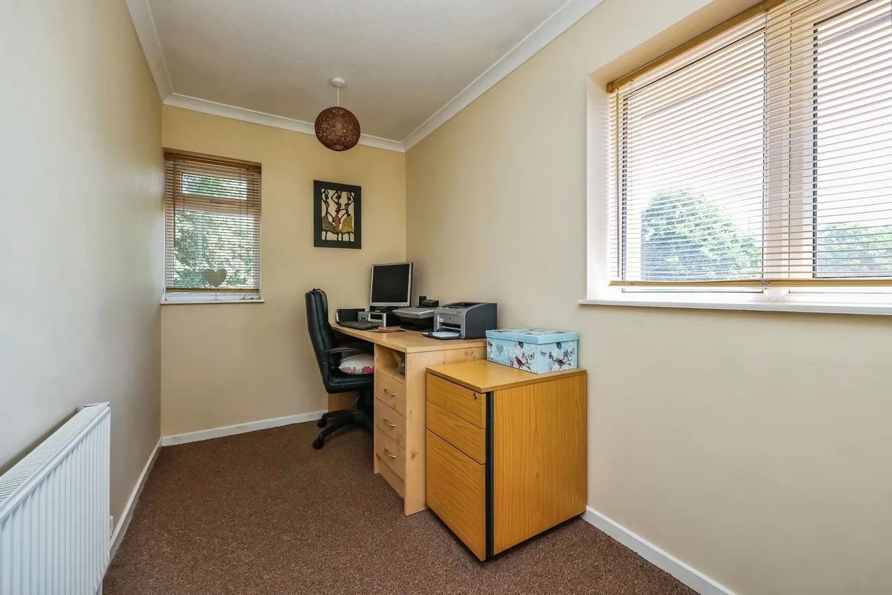 Green Lane, Clifton, Nottingham, NG11, photo 11