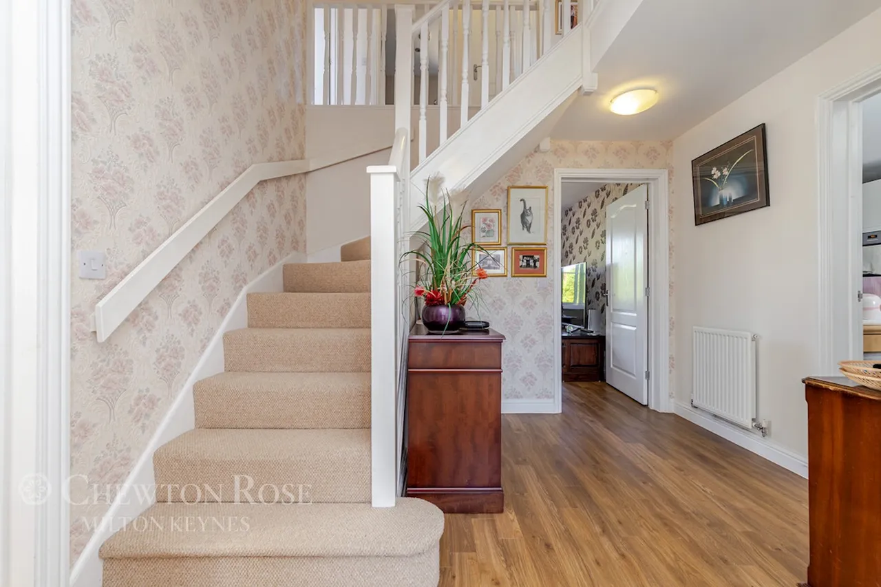 Freyberg Drive, Aylesbury, photo 7