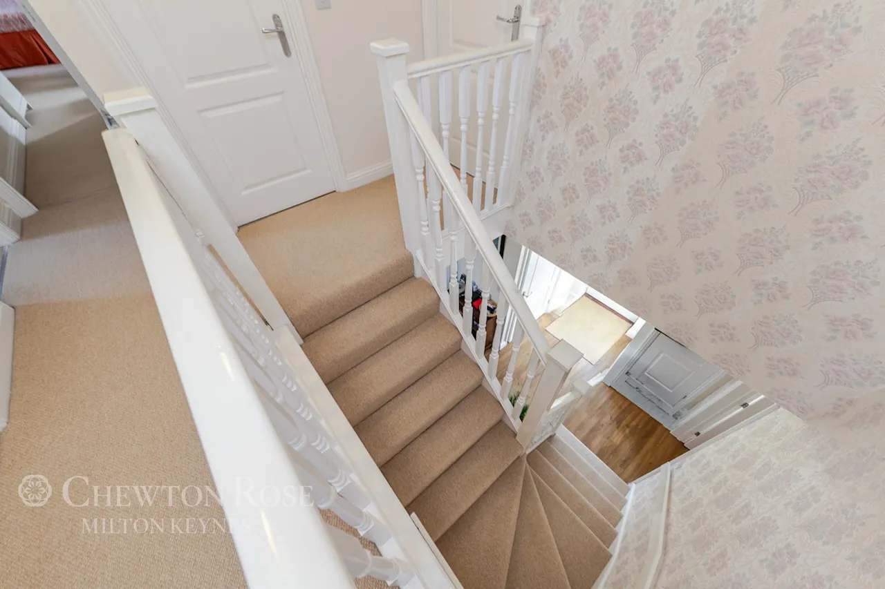 Freyberg Drive, Aylesbury, photo 20
