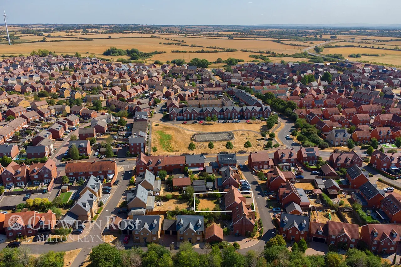 Freyberg Drive, Aylesbury, photo 47