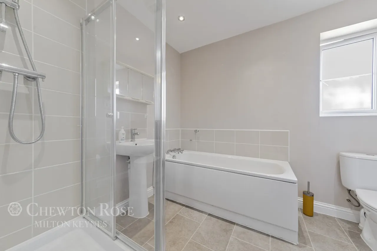 Freyberg Drive, Aylesbury, photo 30