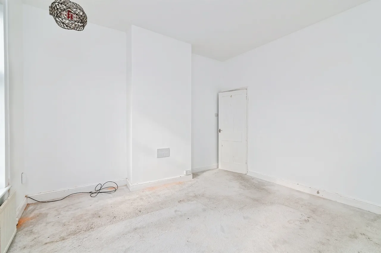 Clarges Street, Nottingham, NG6, photo 13
