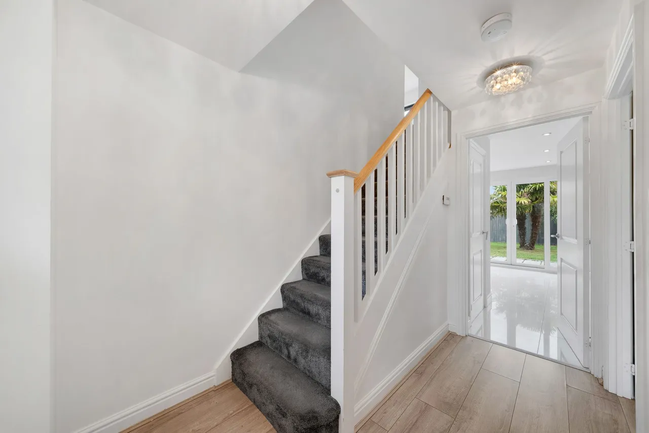 Lunts Heath Road, Widnes, Widnes, WA8 5BD, photo 9