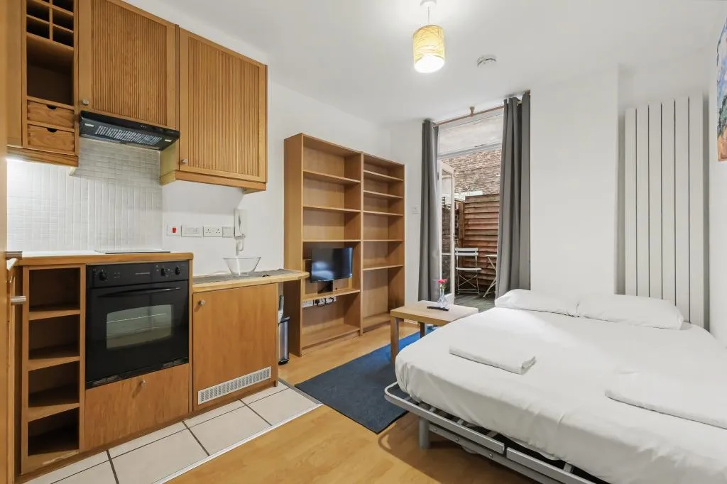 property to rent, Fairholme Road, West Kensington, W14