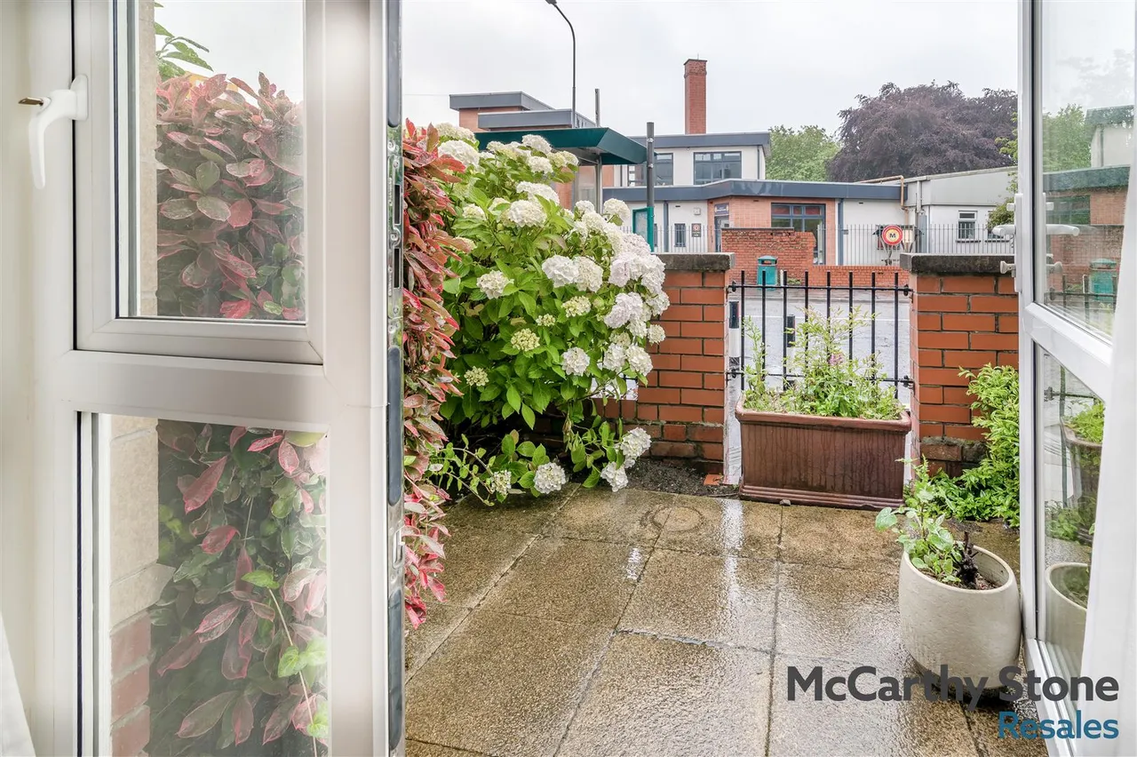 Marlborough Road, Cardiff, CF23, photo 2