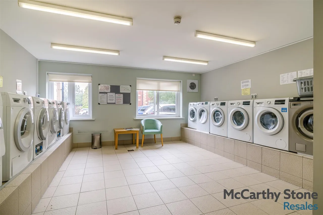 Marlborough Road, Cardiff, CF23, photo 15