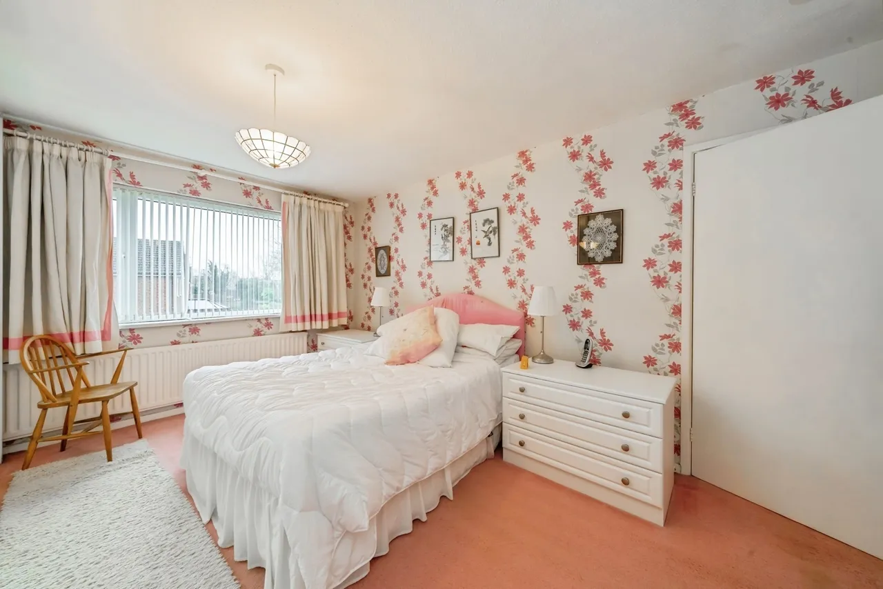 Gayhurst Avenue, Fearnhead, Warrington, Cheshire, WA2, photo 8
