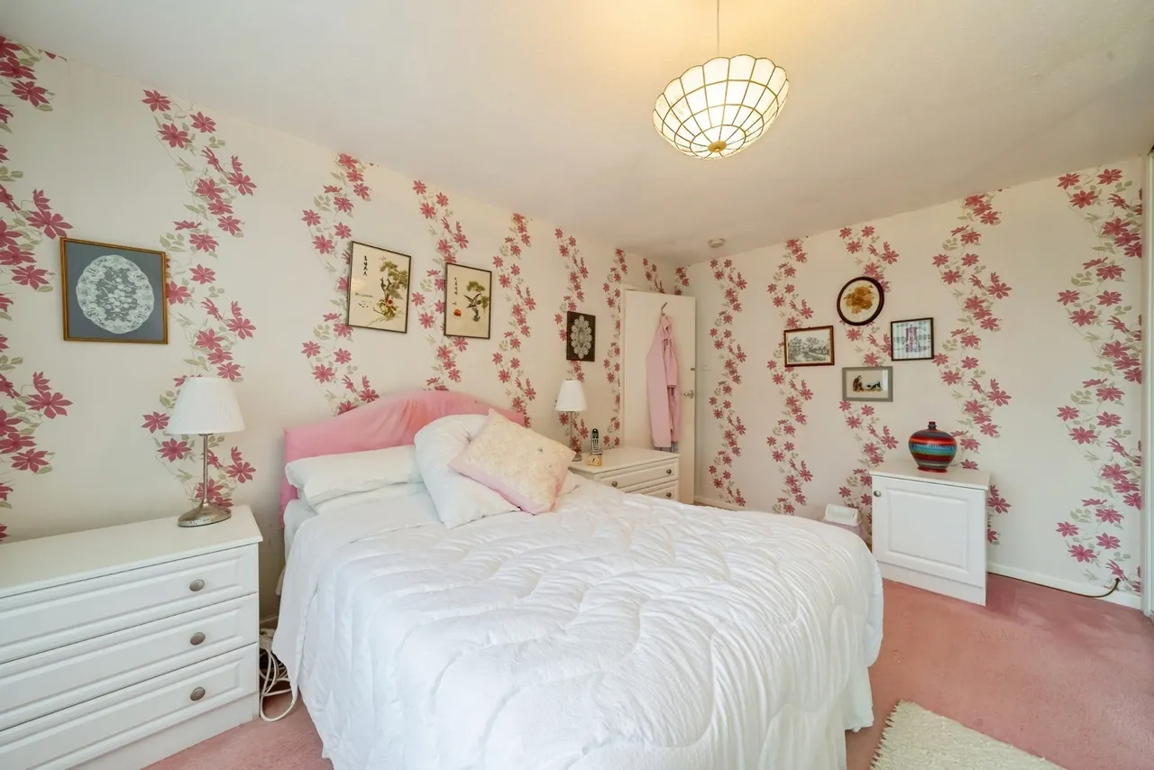 Gayhurst Avenue, Fearnhead, Warrington, Cheshire, WA2, photo 13