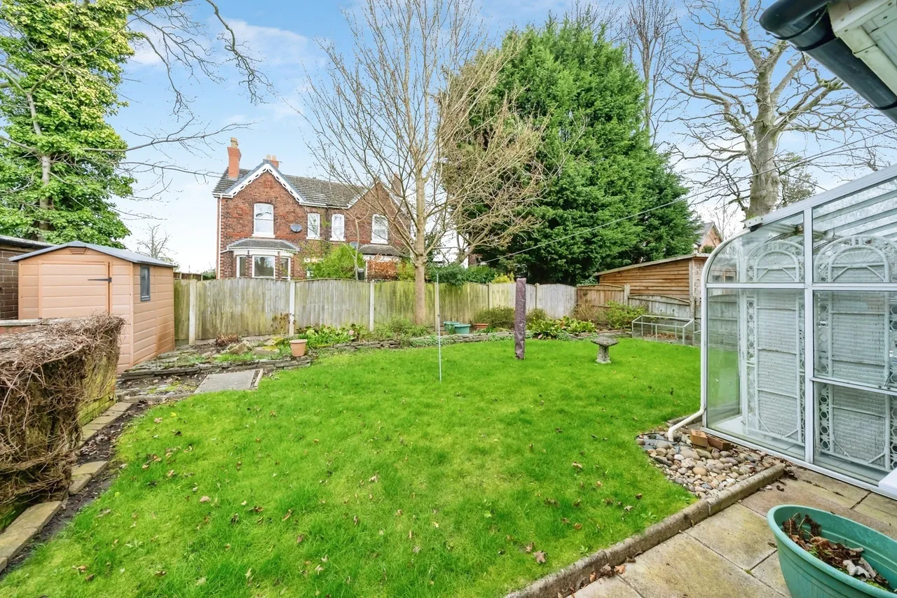 Gayhurst Avenue, Fearnhead, Warrington, Cheshire, WA2, photo 3