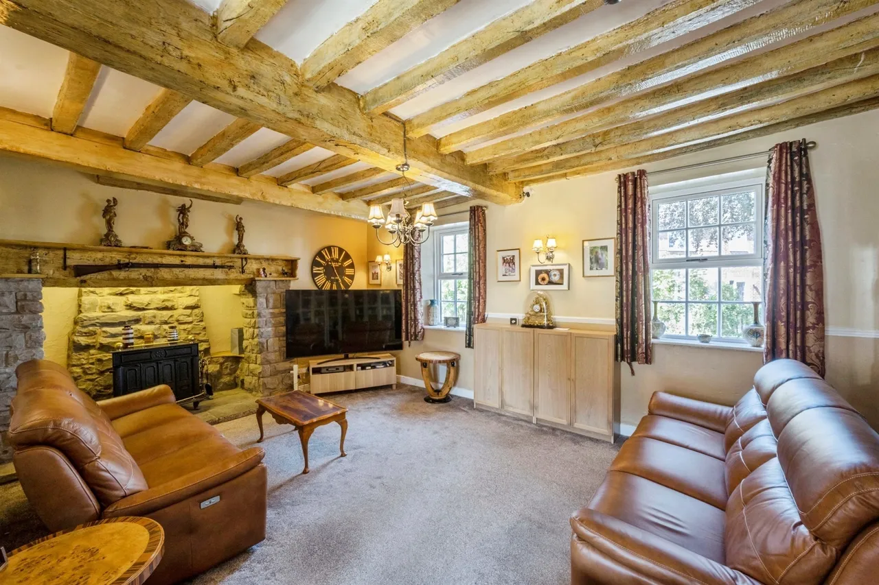 Cedric Road, Edenthorpe, DN3, photo 2