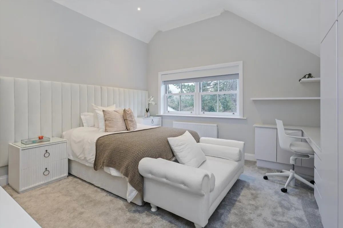 Earleswood, Cobham, KT11, photo 13