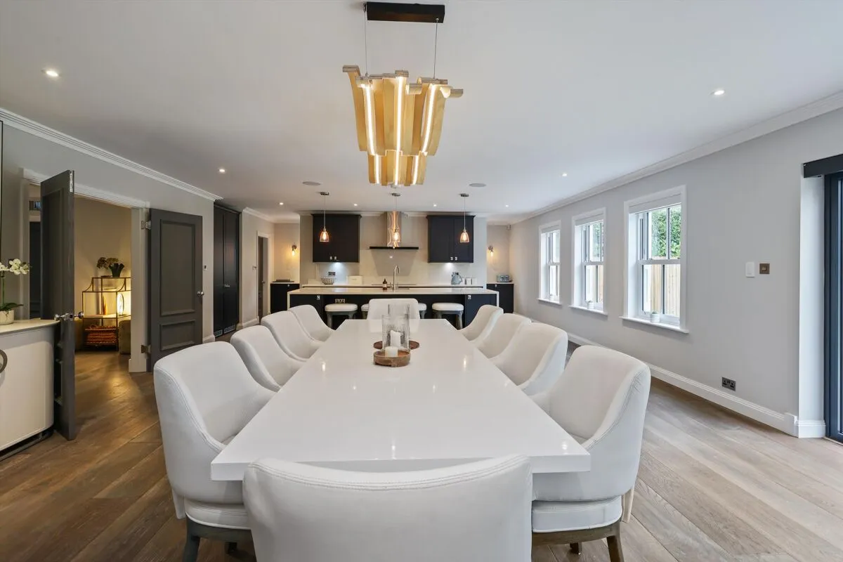 Earleswood, Cobham, KT11, photo 5