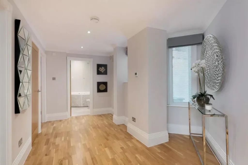 Market Mews, Mayfair, W1J, photo 6